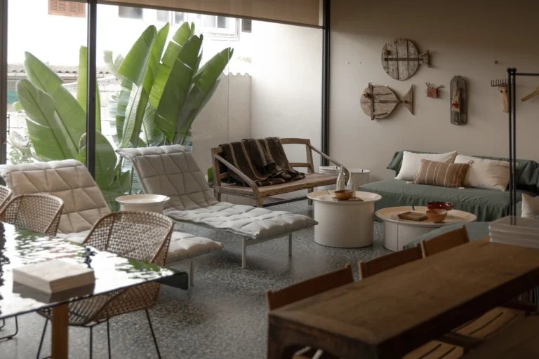 Interior del showroom Store Global de Sa Dutxeta, imagen 2